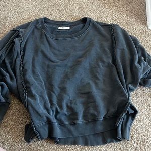 Free people oversized sweatshirt. Navy.